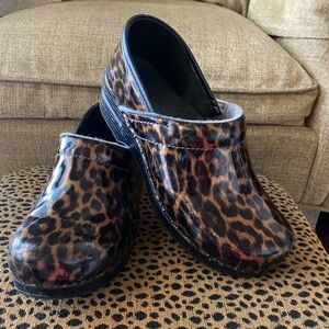 Professional Dansco Clogs | Leopard Patent | Black & Gold | Size 10.5-11